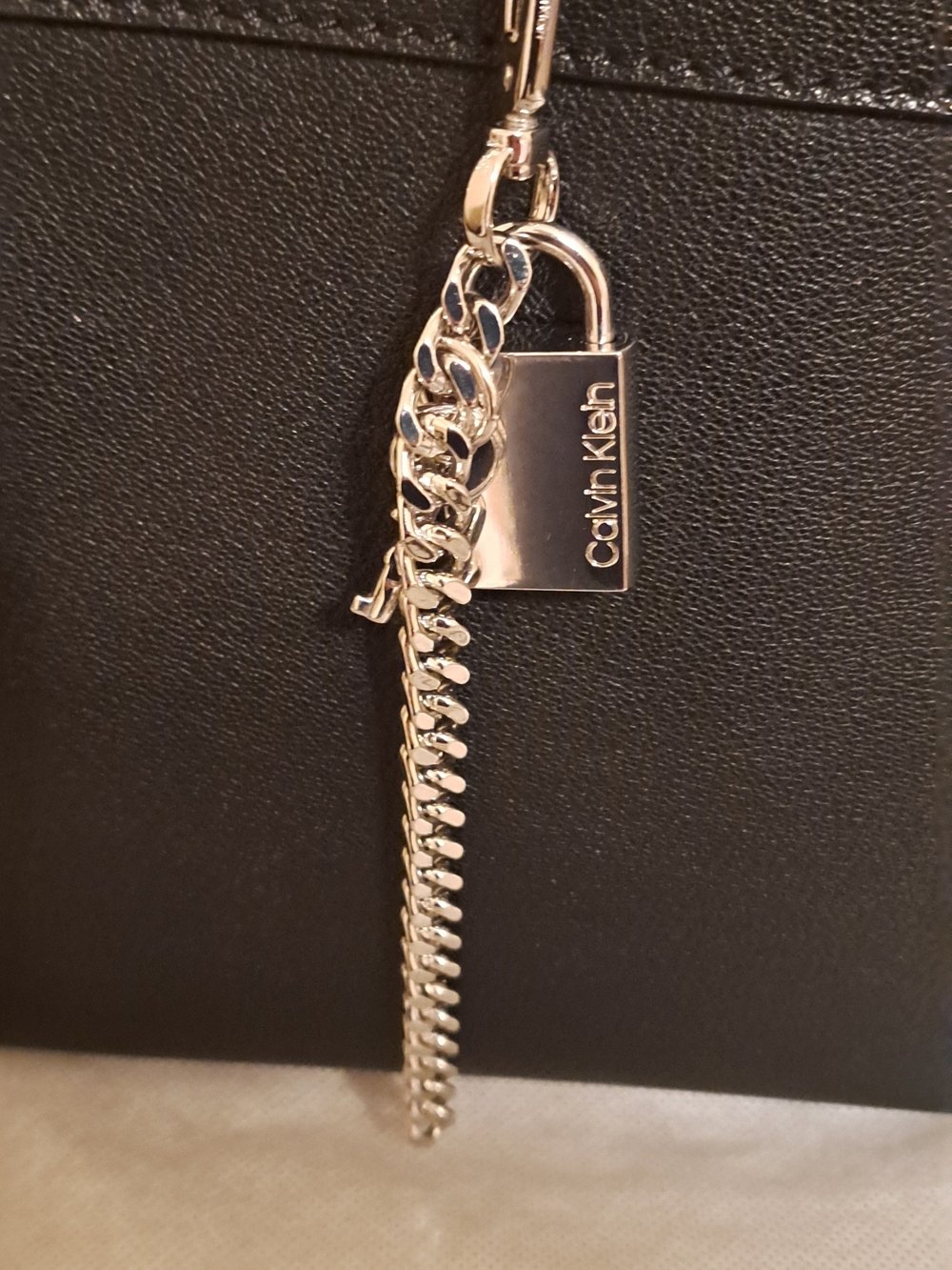 Calvin Klein Black Leather Tote Key Chain Charm log and dust bag. - Picture 4 of 11